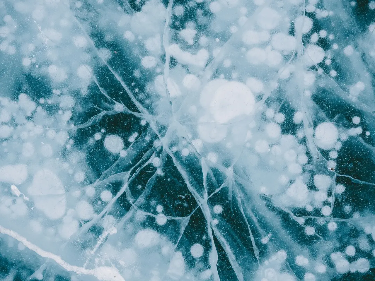 Ice Maker Frozen Over in Tennessee